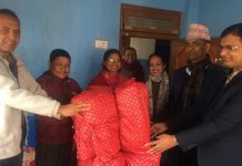 ४० विद्यालयका शिशु कक्षामा एक हजार कुसन र म्याट