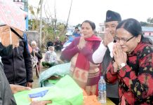 घोराही १३ द्वारा एकसय बढी जेष्ठ नागरिकलाई ब्लाङ्केट र हरलिक्स