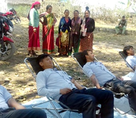 ३० जना युवाद्वारा रक्तदान