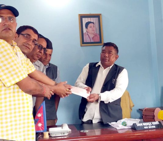 घोराही सिमेन्ट उद्योगद्वारा ३० लाख सहयोग