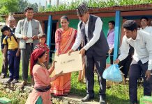 गरिब तथा बिपन्न परिवारलाई सोलार वितरण