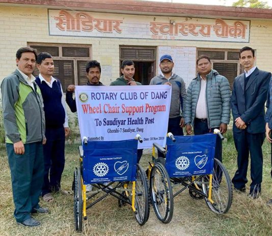 रोटरीद्वारा स्वास्थ्य चौकीलाई ह्विल चियर