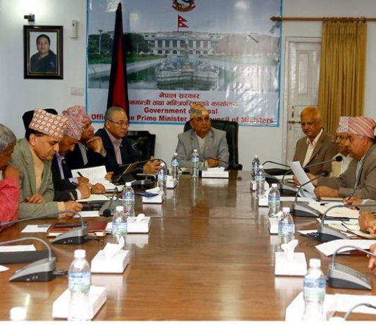 भोलिबाट नेपाल लकडाउन, बाहिर निस्कन नपाइने