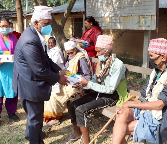 जेष्ठ नागरिकलाई सहयोगी सामग्री