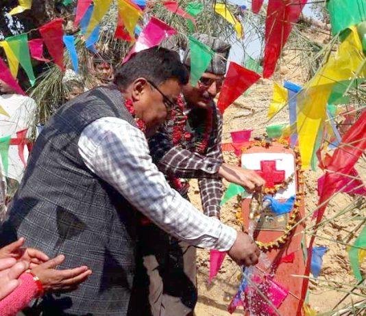 दार्मा ६ ज्यामिरेचौरको पधेरीखोला–मलिक्चा लिफ्ट खानेपानीको उद्घाटन