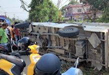 तुलसीपुरमा पिकअप दुर्घटना हुँदा तीन घाइते