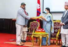 पत्रकार घिमिरेलाई राष्ट्रपतिद्वारा प्रेस काउन्सिल युवा पत्रकारिता पुरस्कार