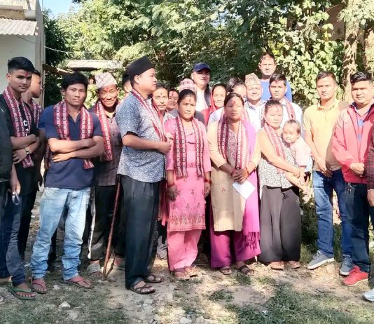 बंगलाचुली २ को काङ्ग्रेस वडा सचिवसहित १८ जनाले गरे एमाले प्रवेश