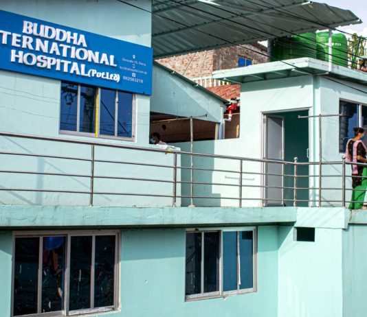 दुरबिन विधिद्वारा गरिने अपरेसनको केन्द्र बन्दै बुद्ध हस्पिटल घोराही