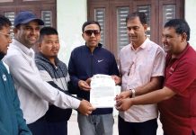 त्रुटी सच्याउन माग गर्दै प्रेस चौतारीले बुझायो महासंघलाई ज्ञापन पत्र