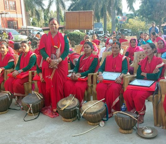 नौमती बाजा बजाउने महिलालाई तुलसीपुर उपमहानगरको सम्मान