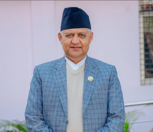 मुख्यमन्त्री आचार्यद्वारा विद्यालयबाहिर रहेका बालबालिकालाई अनिवार्य भर्ना गर्न अपिल