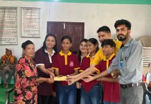 पिरामिड एकेडेमीद्वारा बृद्धाश्रमलाई सहयाेग