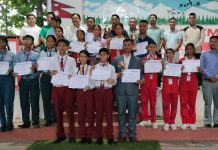 प्याब्सन घाेराहीकाे हाजिरीजवाफ प्रतियोगिताकाे विजेता प्रज्ञान एकेडेमी