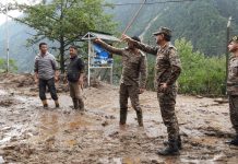 सिक्किममा पहिरो: तीन सैनिकको मृत्यु, छ जना बेपत्ता तस्बीरः एजेन्सी