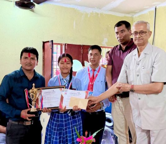 चित्रकला प्रतियोगितामा ज्ञानमालाकी स्मारिका प्रथम