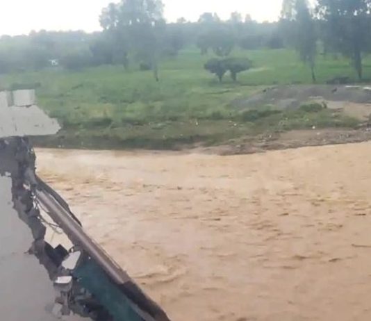 भारतका विभिन्न जिल्लामा अविरल वर्षा, राजस्थानका सबै विद्यालय बन्द