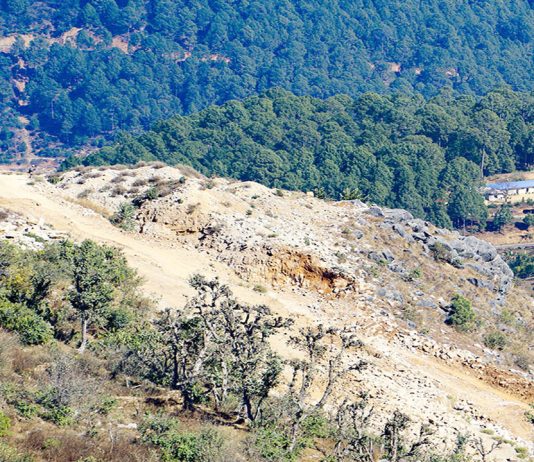 रोल्पामा खानी उद्योगविरुद्ध स्थानीयवासीको लिखित निवेदन