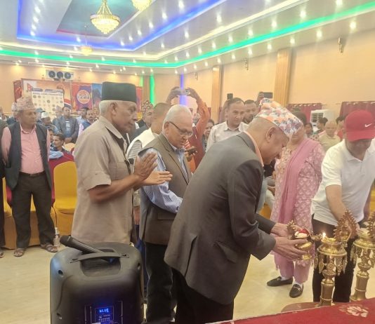 गल्ती सच्याएर पार्टीलाई अघि बढाउँछौं : प्रदीप ज्ञवाली