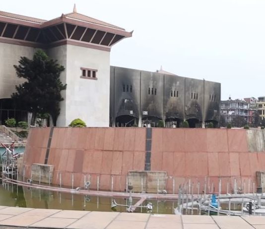 प्रतिनिधिसभा बैठक अनिश्चितकालका लागि स्थगित