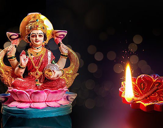 तिहारको तेस्रो दिन आज लक्ष्मीपूजा गरिँदै