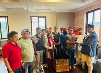 उठिबास रोक्न माग गर्दै मुख्यमन्त्रीलाई ज्ञापनपत्र
