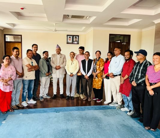 मिडिया क्षेत्र कमजोर हुँदा लोकतन्त्रमाथि खतरा बढ्छ : मुख्यमन्त्री आचार्य