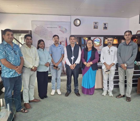 ग्यास अभावको विषयमा प्रशासनलाई पत्रकार महासंघकाे ध्यानाकर्षण
