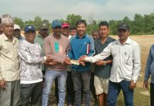 त्रिवेणी टोल विकास संस्थाले खेल मैदान निर्माण गर्दै