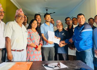 नयाँ बसपार्क टोल र खानेपानी समितिद्वारा राहत कोषमा ६५ हजार ७७५ रुपैयाँ सहयोग