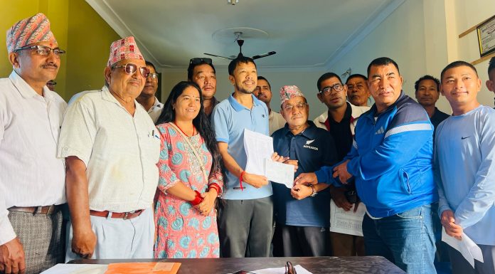 नयाँ बसपार्क टोल र खानेपानी समितिद्वारा राहत कोषमा ६५ हजार ७७५ रुपैयाँ सहयोग